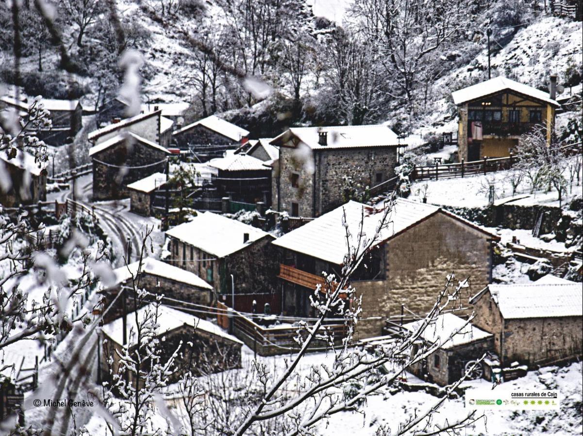 Gasthaus Casas Rurales De Caín Exterior foto